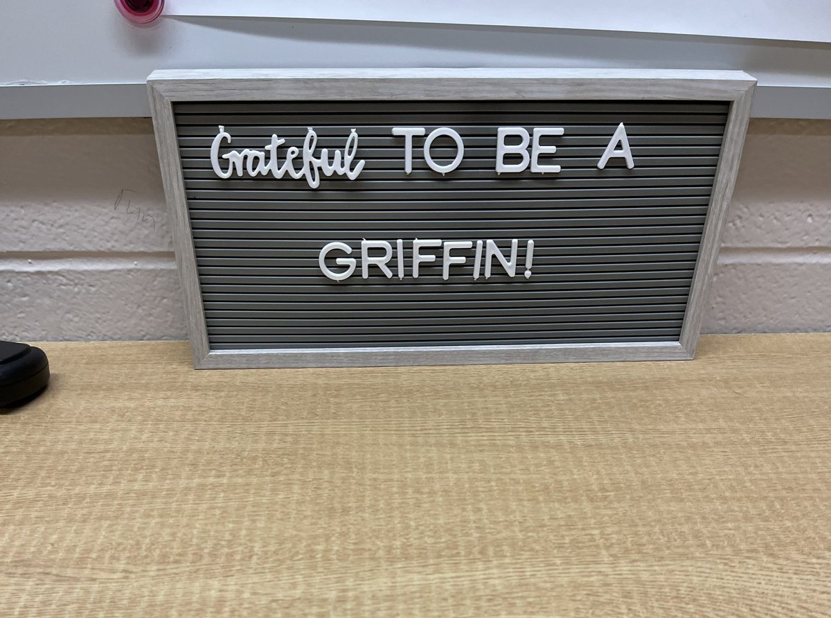 Shelley Pike tweet media