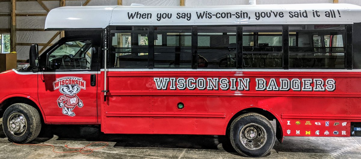 RRFortune's tweet photo. @UWBadgers @BadgerFootball @RodTuffcurls I disagree https://t.co/x8B5tE3OuY