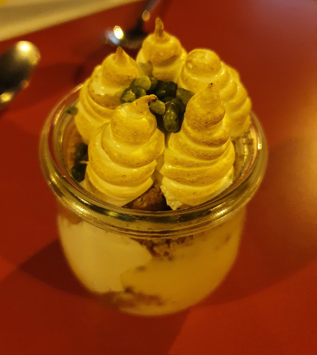 elmorrofino's tweet photo. Després de soportar varies vegades que els amics @iflorensa i @dani_alegret m'increpessin per no haver anat encara al #tocateca, ahir hi vam sopar. Bones tapes i servei molt agradable. Pa qué más la veritat. https://t.co/jIcBNbmk4n