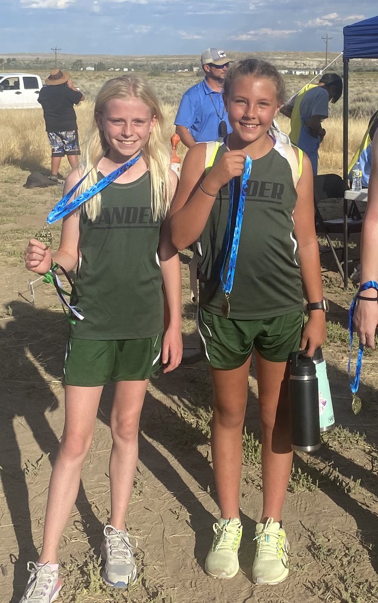 LanderMS_XC's tweet photo. LMS rocked the White Hills Classic! https://t.co/st35QCxPwu