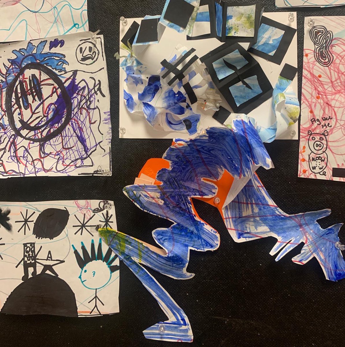 towsonhsart's tweet photo. What a great first week THS artists! We transformed our exploratory mark making from the beginning of the week into new artworks. We found images and patterns and emphasized them through drawing and sculpture. Awesome installation artists!! @BaltCoPS ❤️art! https://t.co/qc4RcA0tkF