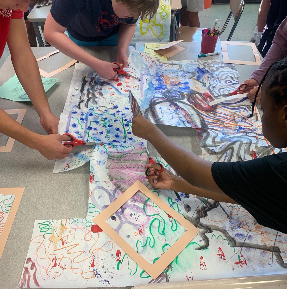towsonhsart's tweet photo. What a great first week THS artists! We transformed our exploratory mark making from the beginning of the week into new artworks. We found images and patterns and emphasized them through drawing and sculpture. Awesome installation artists!! @BaltCoPS ❤️art! https://t.co/qc4RcA0tkF