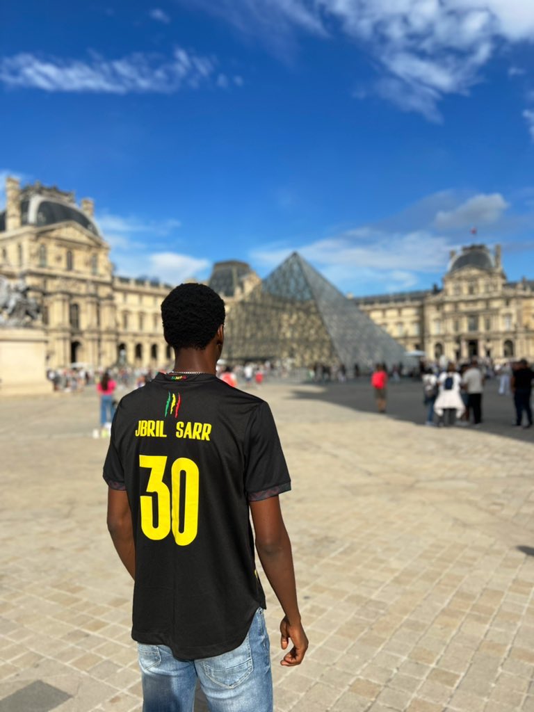 JbrilSarr's tweet photo. Merci d’accepter ma tête
Sinon @Boubacar_Niasse merci les travaux 🚧 
#Senegal 
Prayers pray 🤲🏽 https://t.co/ahbEbB5ekr