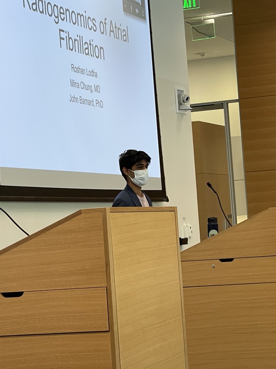 Ended my summer research block presenting about my ongoing work on the Radiogenomics of Atrial Fibrillation at @CleClinicLCM. None of this could have been possible without the mentorship of Drs. Chung and Barnard. Onto my next project - an NFT of Sketchy Medical videos!