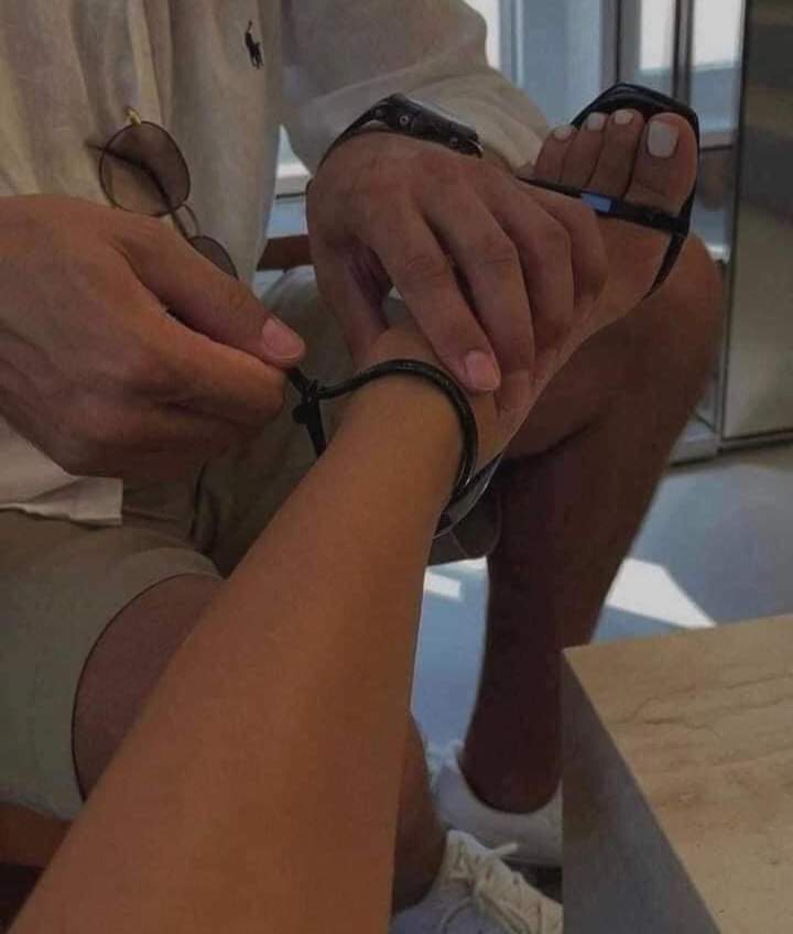 1MillonMikee's tweet photo. O "ponto fraco"   de toda mulher,  sempre será um homem carinhoso. ❤ https://t.co/F5LdNXrNSW