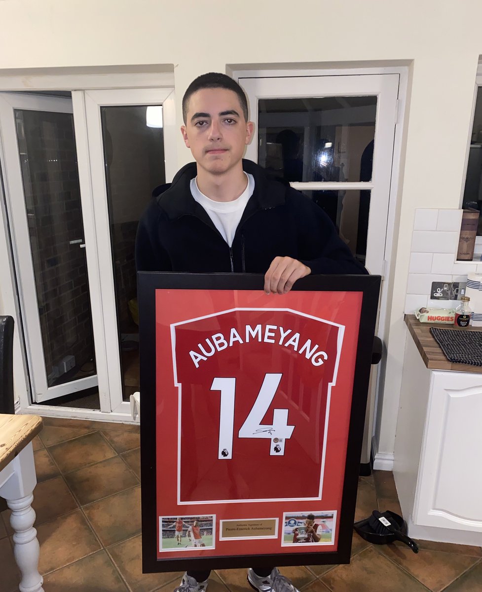 MATT 🅿️ tweet media