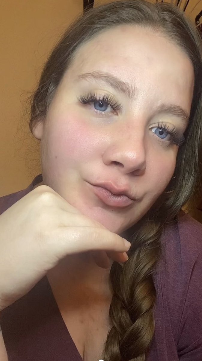 Beautybybrookep's tweet photo. That new lash feeling🤩
use C o D e - BROOKE10 to save $$ l
https://t.co/7C6mWVK6iy
#prolash #thatfirstlookfeeling #athomelashes #10daylashes #lashday https://t.co/uzyRso30QP