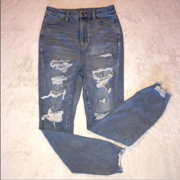 shazzababe73's tweet photo. So good I had to share! Check out all the items I'm loving on @Poshmarkapp #poshmark #fashion #style #shopmycloset #splendid #americaneagleoutfitters: https://t.co/chcjcCNEXC https://t.co/ErN9uEc0Qh