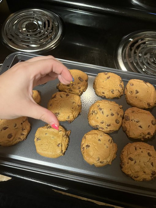 i made cookies https://t.co/daXzDA1PZd