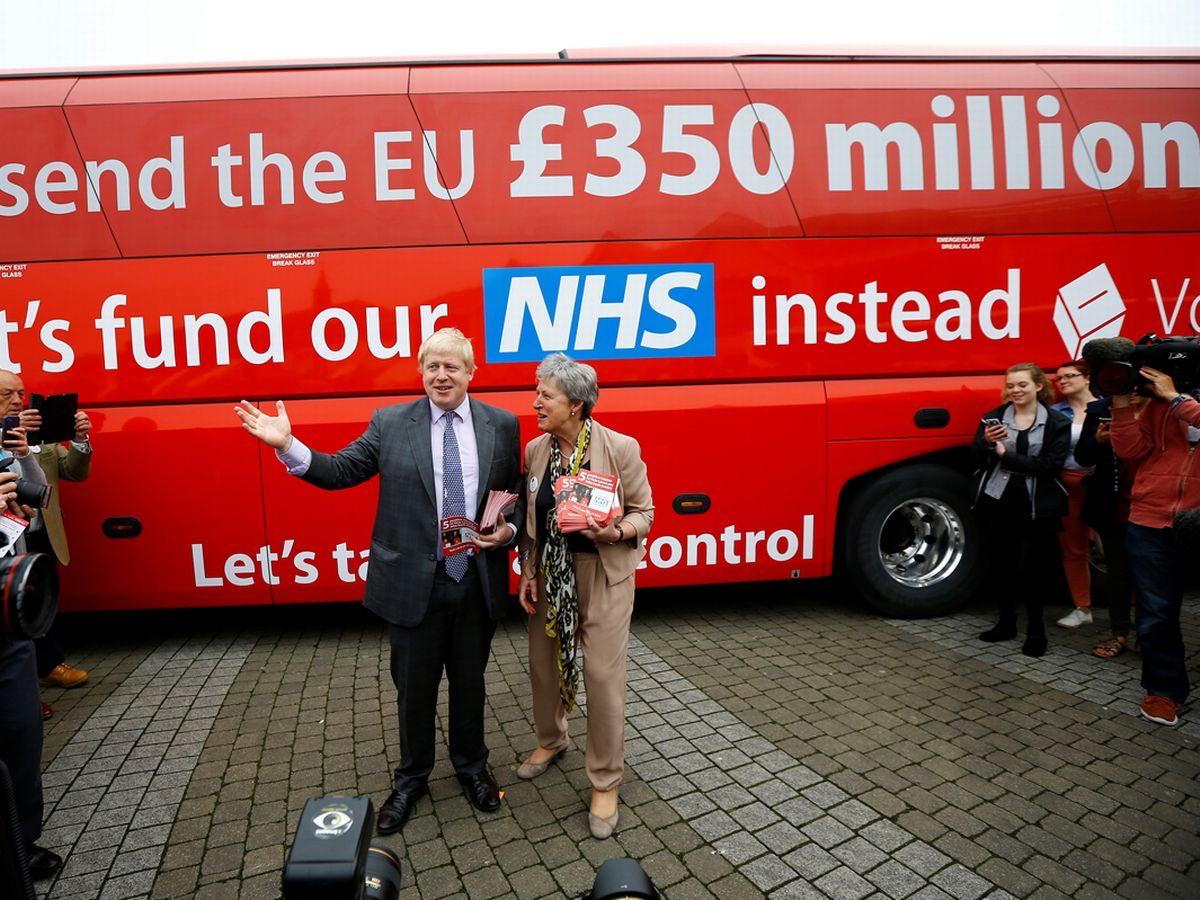 HighwiresPete's tweet photo. @TheLastLeg perhaps Boris should use this bus to get back from Balmoral? https://t.co/WLUZvA5DN6