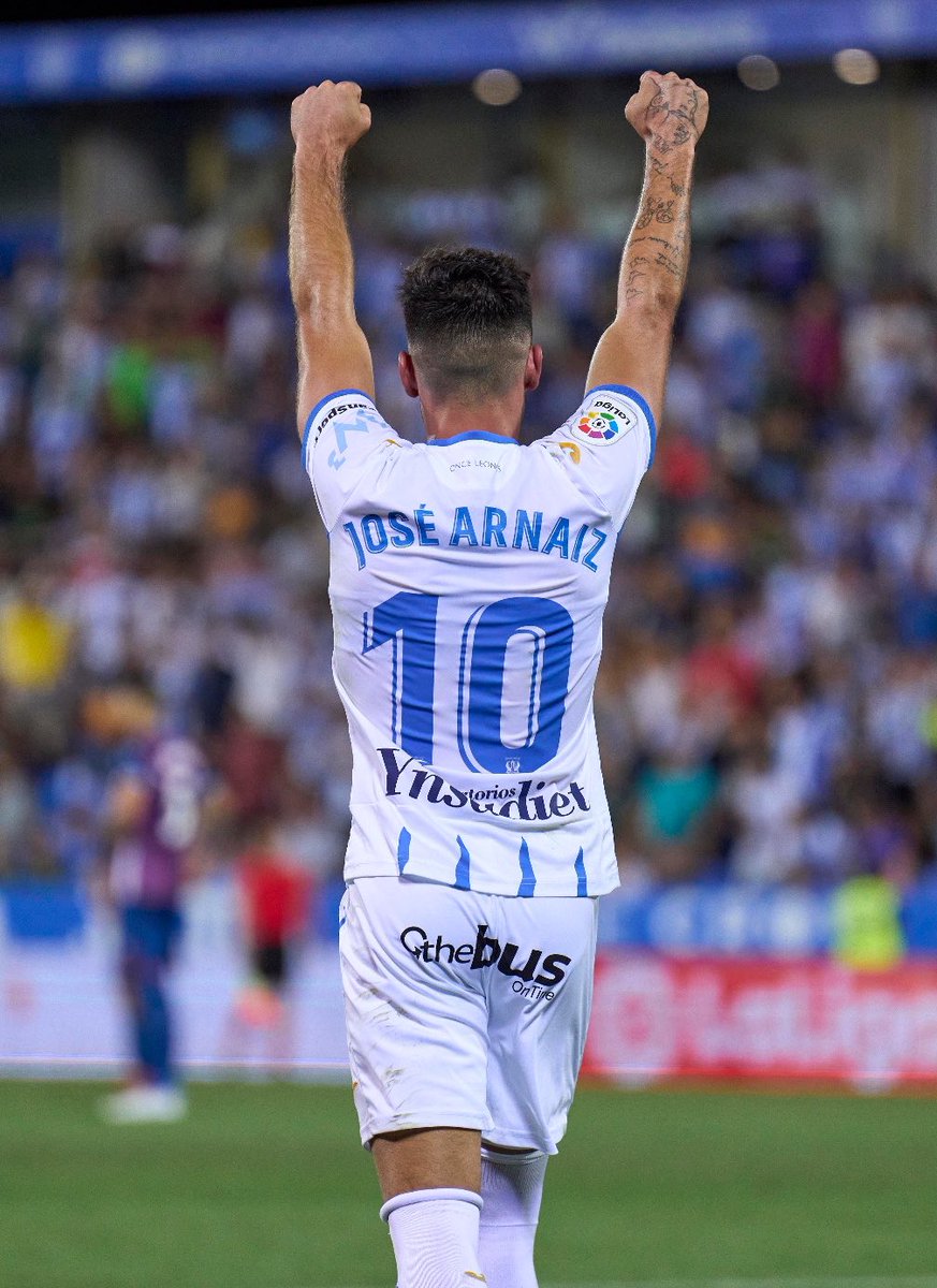 CDLeganes's tweet photo. Yo sigo así, ¿vosotros? 🙌🥒
#sssssisisisisisis #vamossssssss
#LeganésEibar https://t.co/Gw6X4ZxWLv