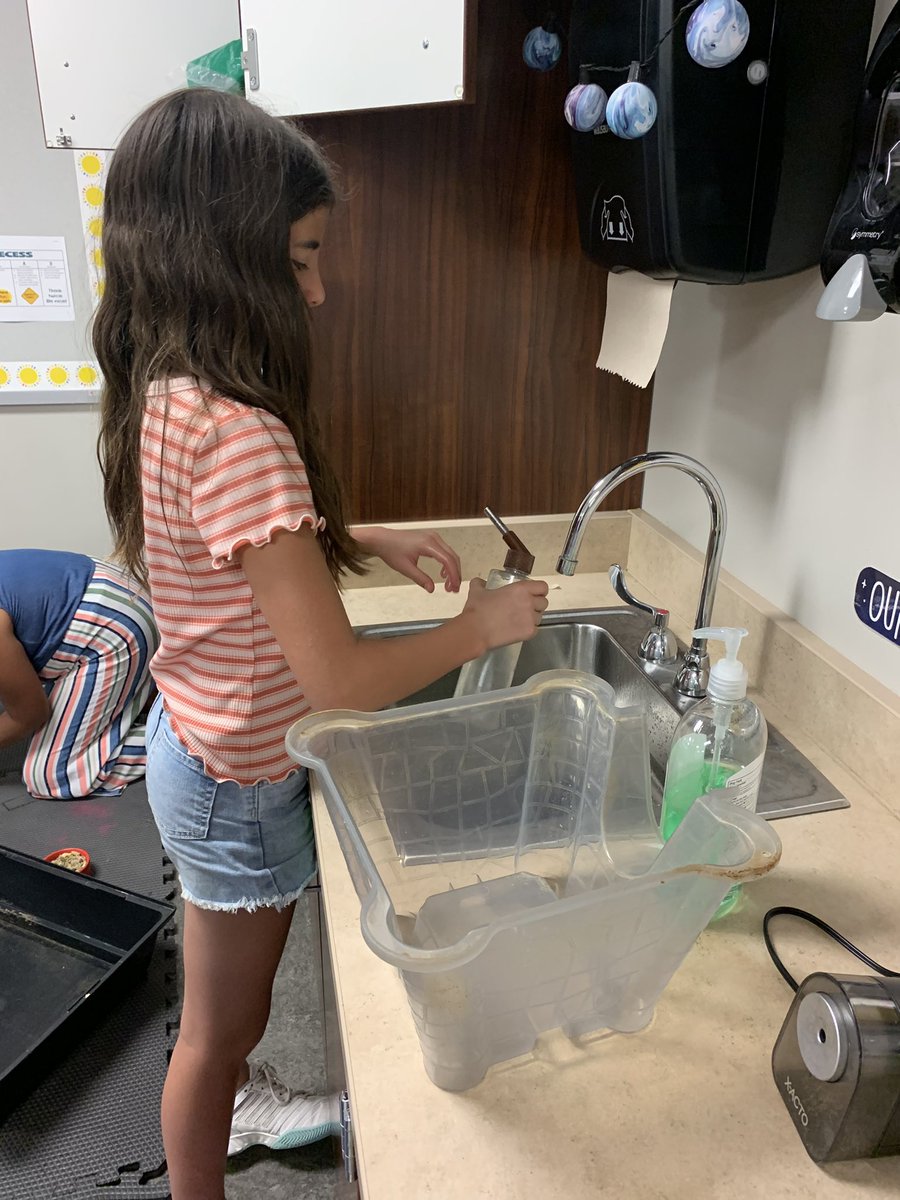 Wells fifth graders showing our classroom pet respect, concern, and care! <a href="/MrsEstwickCfisd/">Latasha Estwick</a> <a href="/cfisdwells5th/">Wells 5th Grade</a> <a href="/CFISDWells/">Wells Elementary</a>