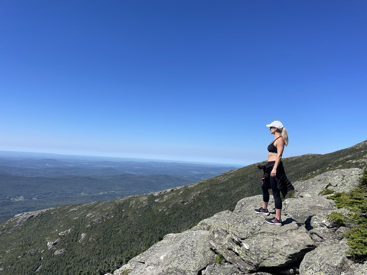 missmayawolff's tweet photo. Hiked up Mt Mansfield today. Was pretty epic. #UShiking https://t.co/qS0MxTwFma