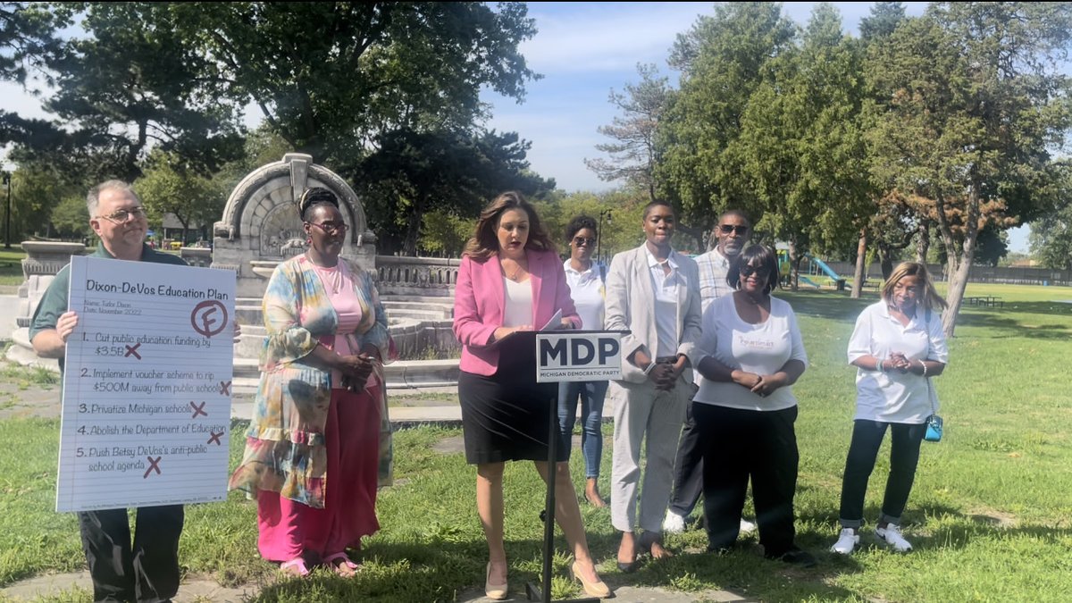 MichiganDems's tweet photo. Today in Detroit, Sen. Danya Polehanki, Board of Education candidate Mitch Robinson, and local educators blasted Tudor Dixon's dangerous education plan. 

Their grade for the Dixon-DeVos plan to cut funding for public education? A big fat "F" https://t.co/mCkBzDA9HM