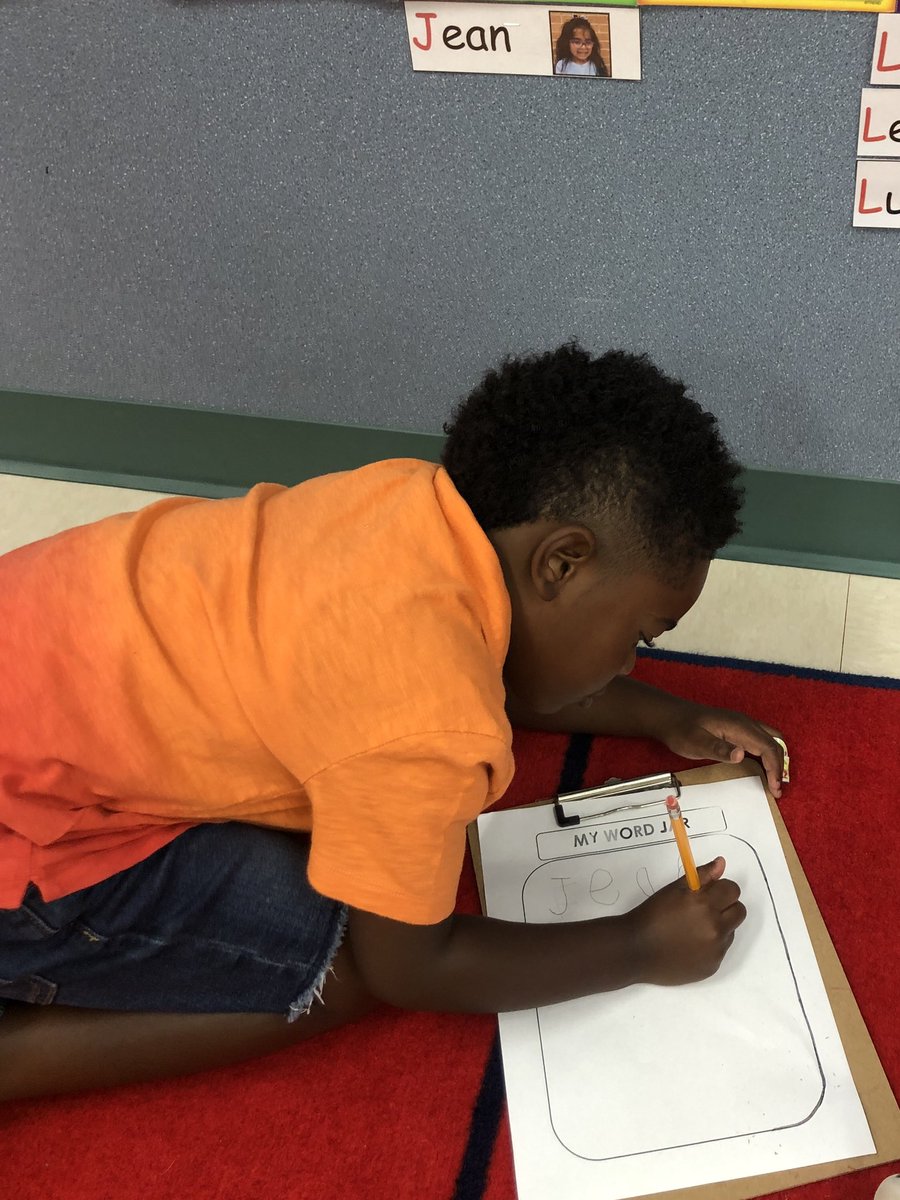I Spy with my little eyes … #whatawildcat  Kinder littles searching for words after listening to the read aloud The Word Collector 📚. <a href="/NISDWernli/">Dr. Caroline Wernli Elementary School</a>