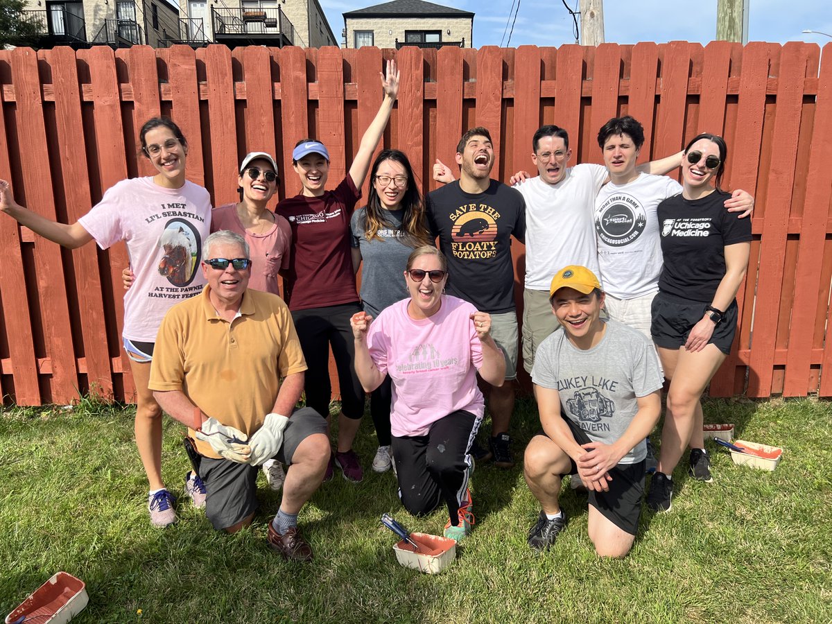 MedChiefs (@medchiefs) on Twitter photo Another Firm volunteering event in the books for the University of Chicago Internal Medicine Program -- our "front row faculty" joined us and added to the fun! <a href="/JOylerMD/">JulieOylerMD</a> <a href="/DavisAmd/">Andrew Davis</a> Another Firm volunteering event in the books for the University of Chicago Internal Medicine Program -- our "front row faculty" joined us and added to the fun! <a href="/JOylerMD/">JulieOylerMD</a> <a href="/DavisAmd/">Andrew Davis</a>