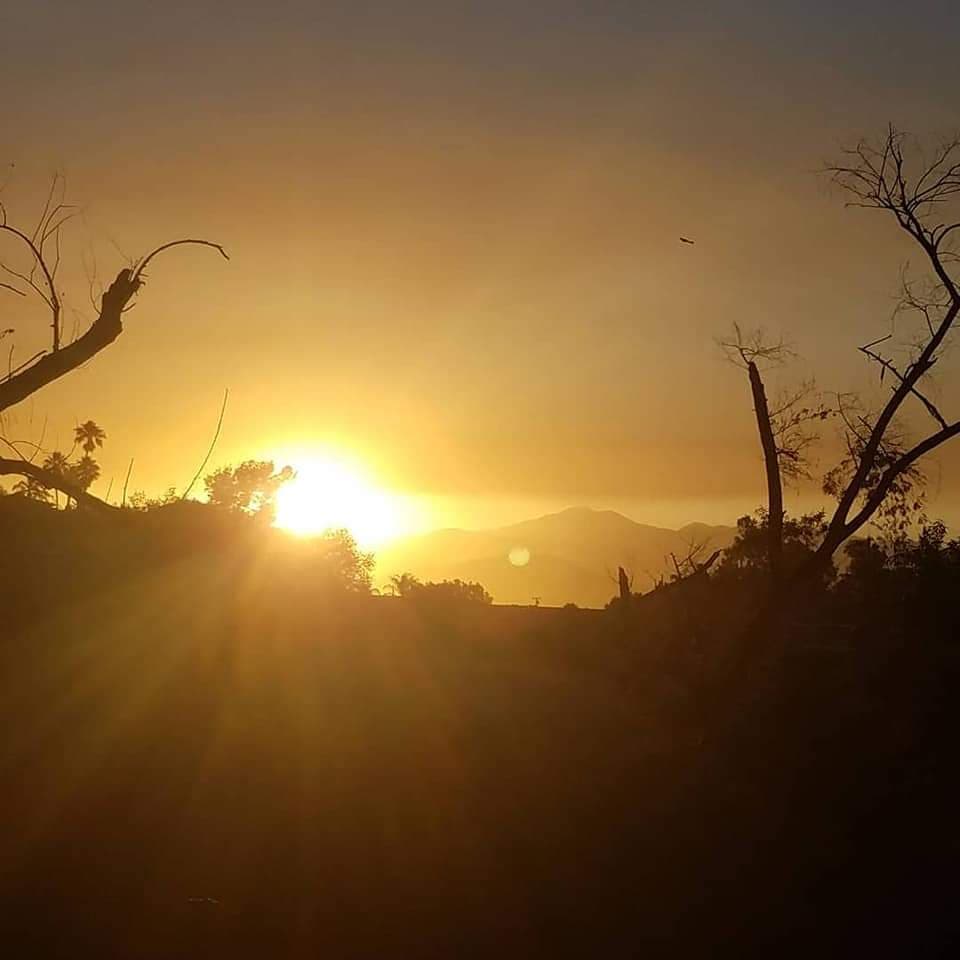 MGPRiverside's tweet photo. Are you staying safe in this extreme heat? 🌞
As we continue to experience extremely high temperatures throughout California, it is so important that we take precautions especially when working outdoors. https://t.co/ZrTYQZUF4n https://t.co/ZYMHrqWhUu