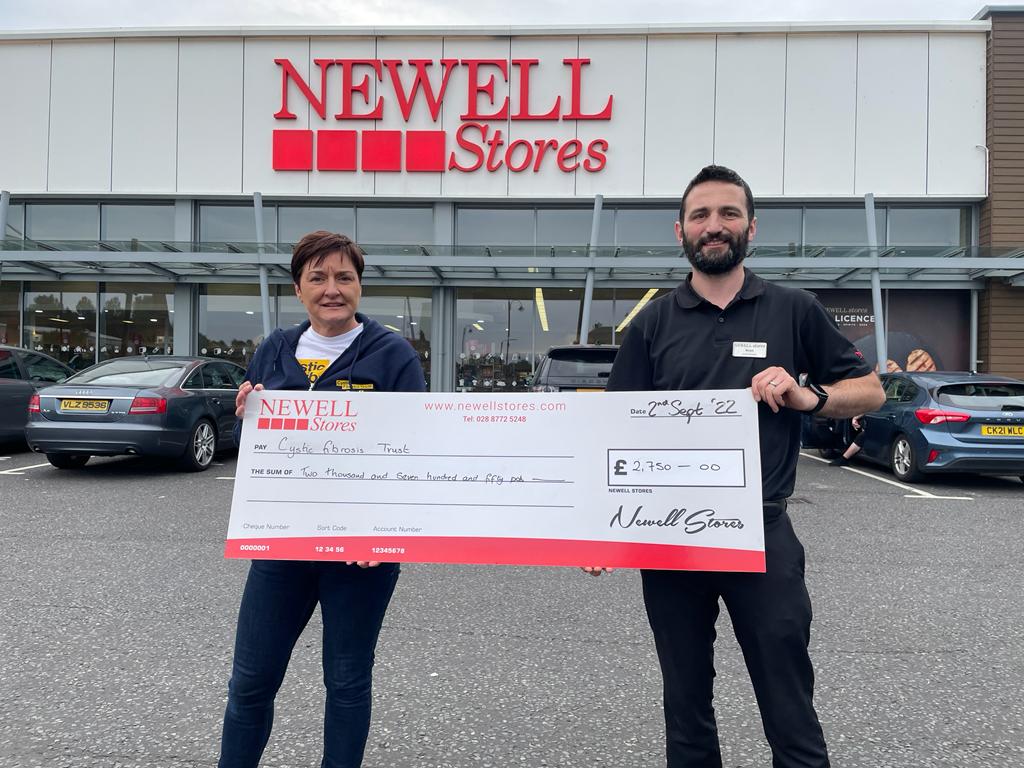 KeepErLit5's tweet photo. Charity Donations from Newell10k&amp;5k.
Here's a post you don't see very often- EVERY SINGLE PENNY of your registration fee gets donated to Charity from Newell10k&amp;5k. Thank you for your support and see you in 2023. https://t.co/W5hTwkp5L4