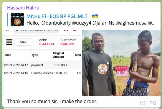 EOSPGLMLT_BP's tweet photo. @WhaleChart #MyvoteEOS Bringing adoption to ordinary people around the world and creating empowerment. 1⃣Pictured, a father that was able to take his child for medical care and paid with $EOS. Business created a loan for services rendered. 2⃣Pictured, a farm laborer hired and paid with $EOS. https://t.co/zy80oD3vY1
