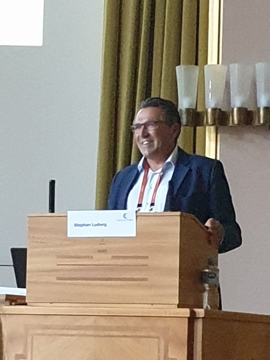 CEPR_Inf_Immun's tweet photo. Happy to attend the 8th International #influenza meeting in Münster 🇩🇪 with Dr. Mariette Ducatez (@env_toulouse), to represent the @resaflu steering committee.
Looking forward to hearing great #science on #flu + fruitful discussions with Pr. S. Ludwig and #FluResearchNet members https://t.co/fpt3OIazGI