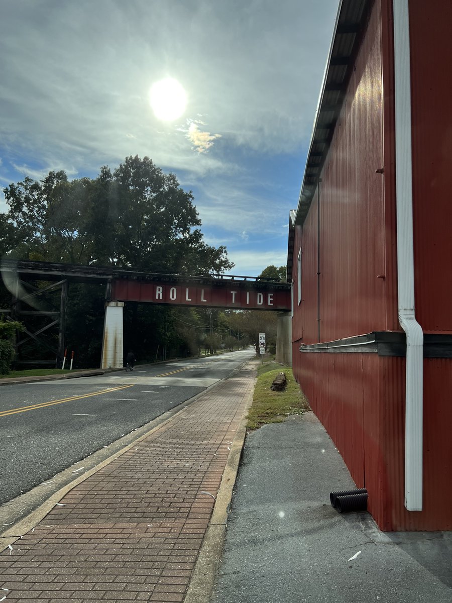 jkittkat's tweet photo. @RyanCFowler @TheGAMEon1009 Of course we had to make a stop at #MarksMart for bacon wrapped filets on our way to #LakeTuscaloosa!  
#RollTide https://t.co/UGvdKSLmS1