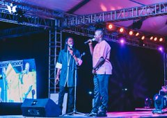 MagazineJimbere's tweet photo. ❌ Alors que @BruceMelodie envisageait deux concerts au #Burundi, celui de ce samedi 03/09/2022 au Mess des officiers en @MairieBuja est annulé, selon son manager 

💸 Autre fait notable: le ticket d'entrée dans le show en cours à Zion Beach est réduit de 50% (à 50.000Fbu) https://t.co/U0neg3khQx