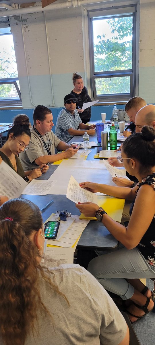 DrVBWyatt's tweet photo. Our Professional Development days were a big success! Teachers working together using their Thinking Maps training for their APPR exercise! Awesome teachers taking ownership of their learning! #EllaProud!π @Cynstarr31 @quezada1229 @DrF_Hernandez @RcollinsJudon @drdellamora https://t.co/r4dvcHrOXI