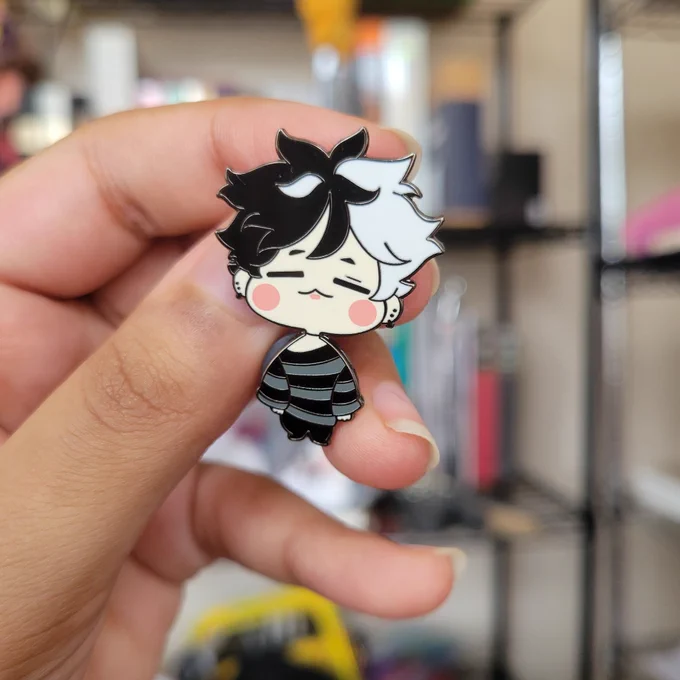 [SHOP OPENING]The shop will finally be open again! Grab yourself some Lil Pins, or grab some of our old stock!  Sept 9 3:30 PM EST 