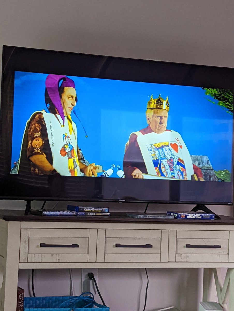 TheSparkKn1ght's tweet photo. Glad to be watching #DeckOfCards🃏 on the #HeiNetwork even if it was butchrred by Tantrum @timheidecker glad to see #MisterMovies himself @greggturkington get his #movie out! https://t.co/1J2meCxpmg