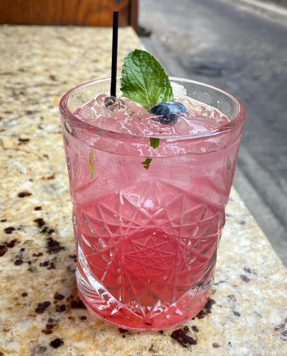 belletavern's tweet photo. Local peach margarita and blueberry mojito all weekend at the Tavern! https://t.co/FP4XVi4MSi
