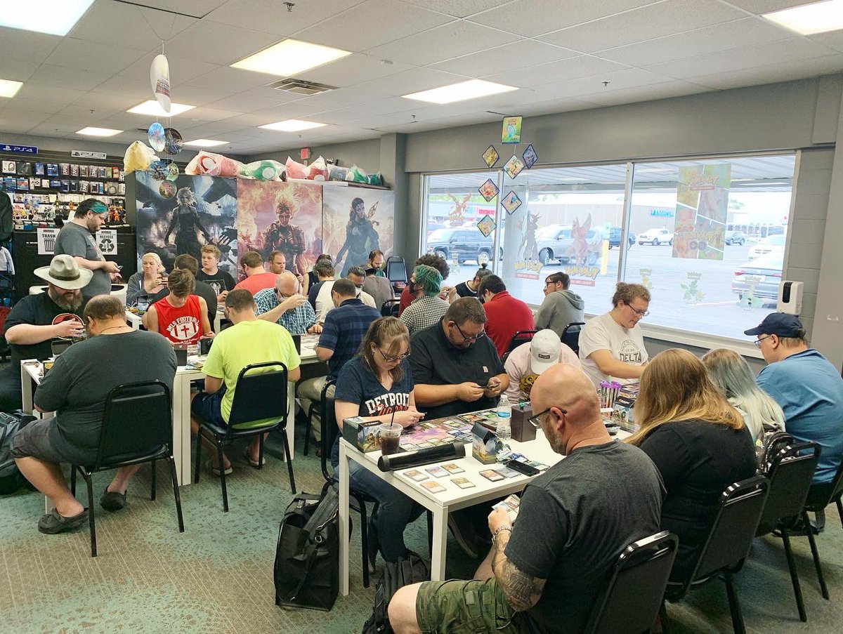 GameOnMichigan's tweet photo. What a great start to our #DominariaUnited #PrereleaseWeekend!
We have so many players we had to add some extra spots!
If you missed tonight we have two more events tomorrow (Saturday, Sept 3rd) here in Saginaw. We have an event at Noon and at 4pm. Entry is $25.99 + tax. https://t.co/Cvl6LUA5Xc