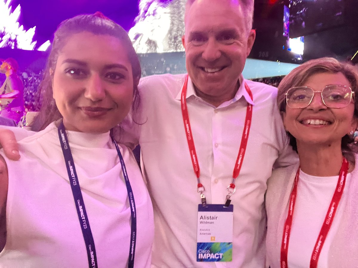 Matching with our CX team at #ciscoimpact ,Happy I got to see you <a href="/adeletrombetta1/">Adele Trombetta</a> <a href="/alistairwildman/">Alistair Wildman</a>