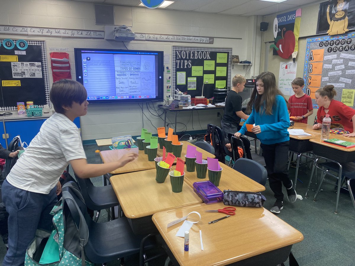 mrs_hatfield5's tweet photo. Students are introduced to so much academic vocabulary in 5th grade science. Making it fun by turning vocabulary into a game! @NREVSD_Monroe https://t.co/whHQr5rFXX