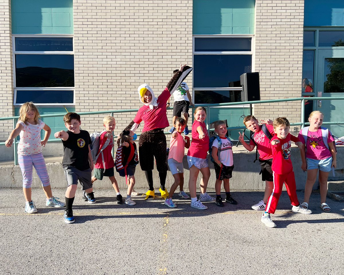 Oak Hills Elementary tweet media