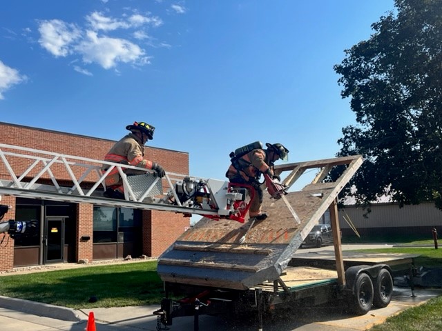 SiouxFallsFire's tweet photo. Station 7 C-Shift conducting some vertical ventilation training. Keeping their skills sharp. #WeAreSFFR https://t.co/KAOVQkzMOn