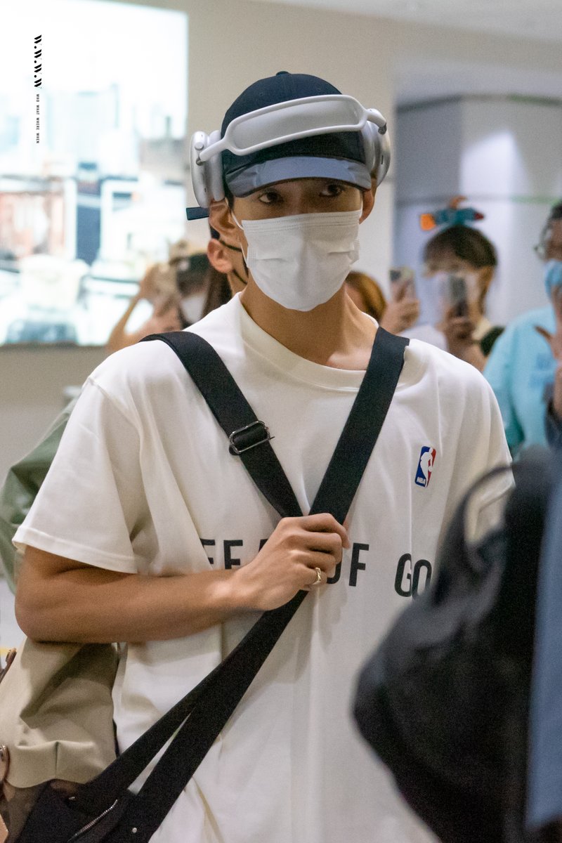 WWWWs__'s tweet photo. 220902 SEVENTEEN at YYZ

#세븐틴 #SEVENTEEN #도겸 #DK https://t.co/Q1Dm4H8OEB