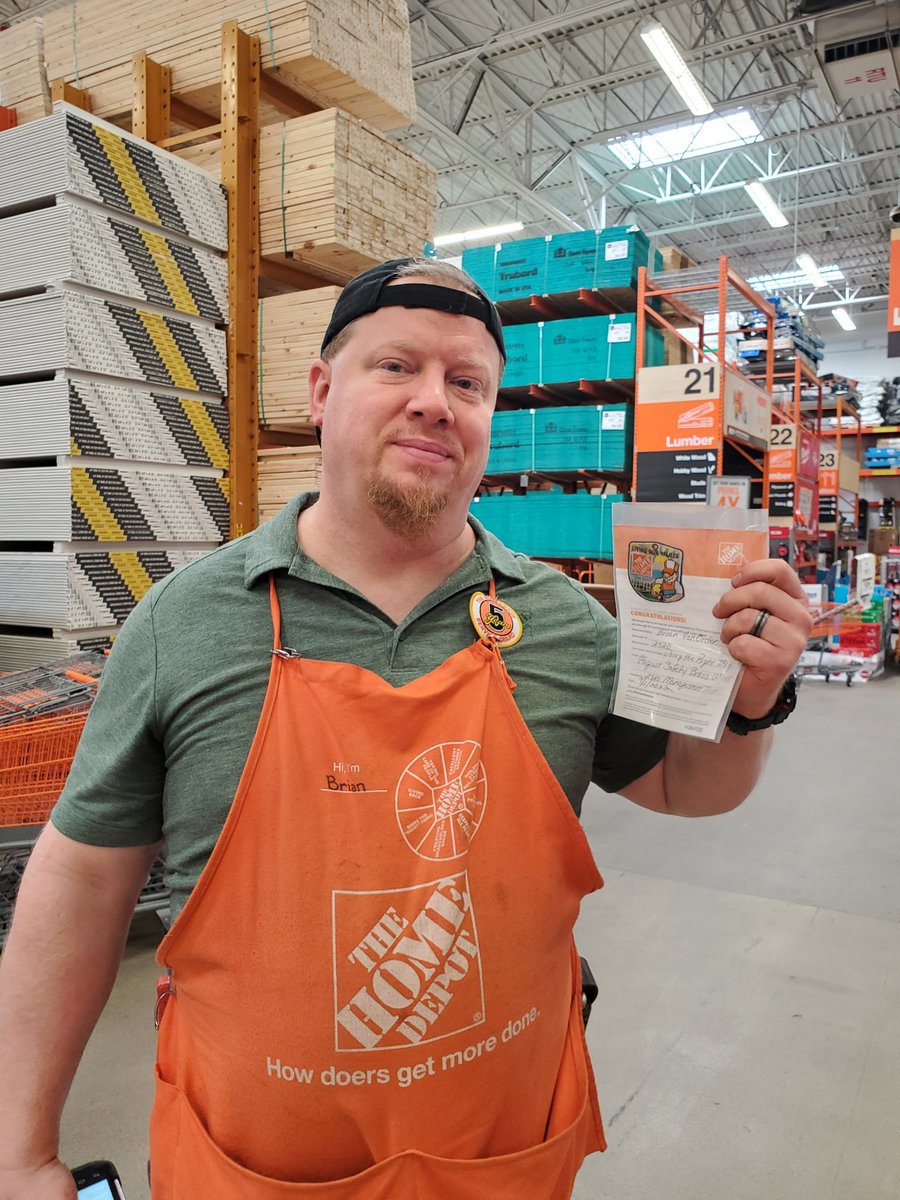 Congratulations Brian on your Homer Award for Bravo Safety recognition! @HD2720walker @HDmorrissey @kristenihd @alyssa_bok @scrcoachdm @QuintinHaring @mischelle_prill @bobsaniga