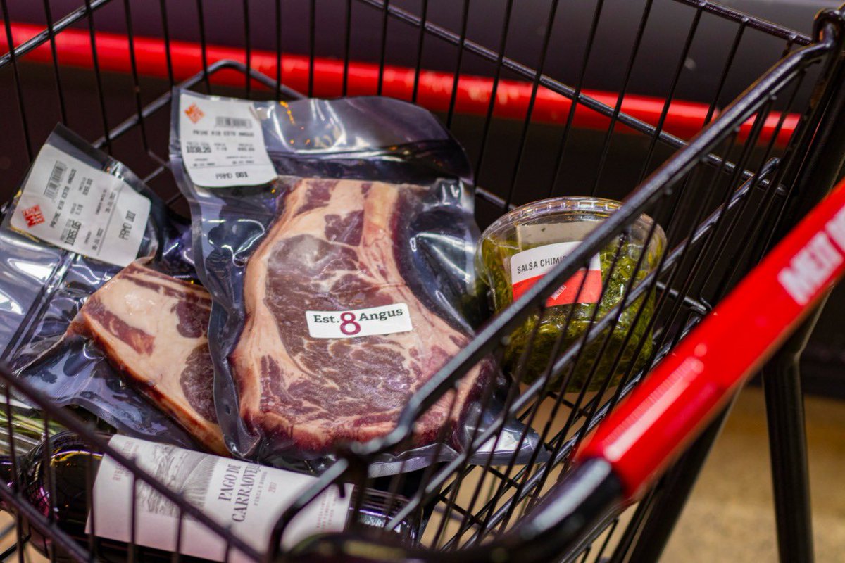 meatdepotrd's tweet photo. La compra que indica que arrancó el fin de semana🔥. Visítanos en Charles Sumner 7 hasta las 9pm. ¡Te esperamos! #MeatDepotRD https://t.co/JBEYQVVUzL