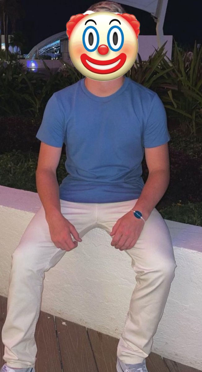 TheOBarstool's tweet image. maybe if mr smith would’ve spent more time preparing for the game instead of commenting on our QBs girlfriends Instagram, he could’ve held onto the ball a little bit better😬 #3fumbles #overrated #byeweek