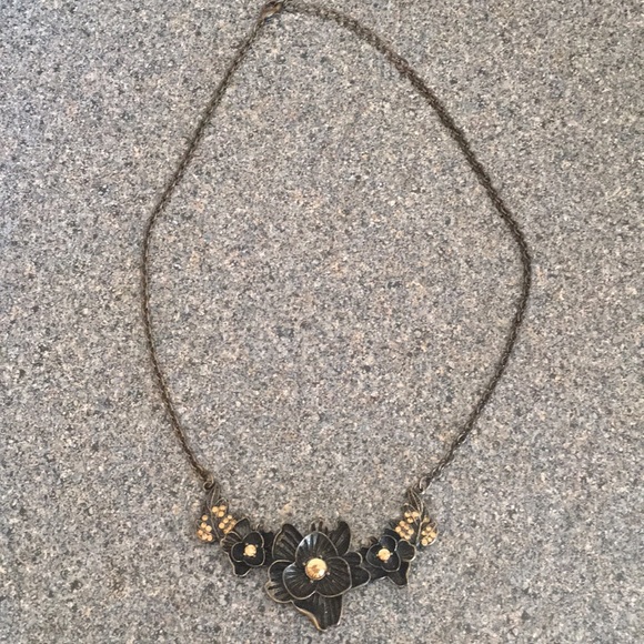 So good I had to share! Check out all the items I'm loving on <a href="/Poshmarkapp/">Poshmark</a> #poshmark #fashion #style #shopmycloset #americaneagleoutfitters #dollhouse: posh.mk/iDv9B9oZ7rb