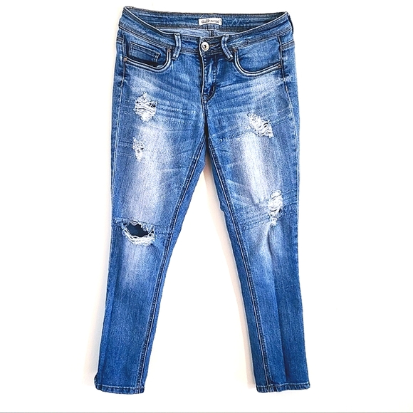BensonJanon's tweet photo. So good I had to share! Check out all the items I'm loving on @Poshmarkapp #poshmark #fashion #style #shopmycloset #americaneagleoutfitters #dollhouse: https://t.co/43FIAMFDt2 https://t.co/HDa7UTo7qH