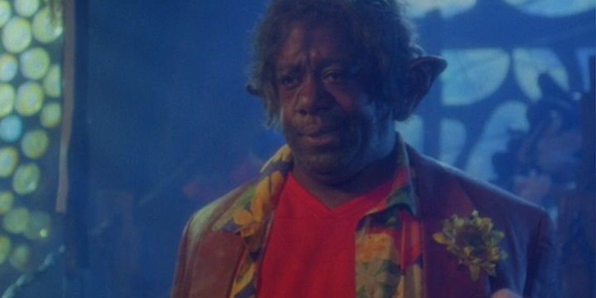somorganthinks's tweet photo. My only #TheRingsOfPower hot take is that Sadoc the Harfoot gives really strong Gort the garbage guy from Halloweentown II: Kalibar's Revenge vibes. https://t.co/WQbw8JxG9M