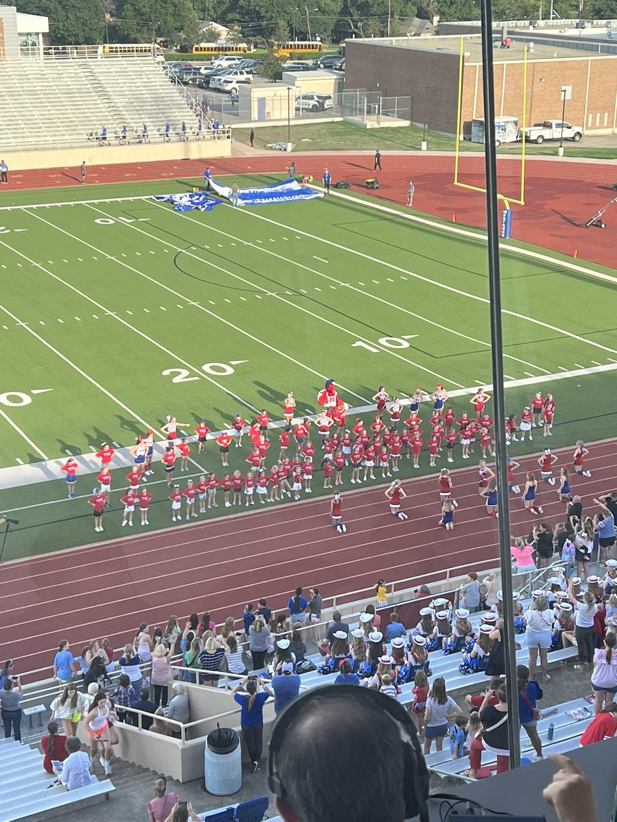 Ashleigh Osborne (@ozzys_at_phs) on Twitter photo 1st Varsity Home Game!! It wasn’t the ending we wanted but it was a great night! It was also Elem night! So fun having the littles join us on the track! Thank you <a href="/leslie_slovak/">Leslie Slovak</a> for walking me thru pregame!! 💙❤️ 1st Varsity Home Game!! It wasn’t the ending we wanted but it was a great night! It was also Elem night! So fun having the littles join us on the track! Thank you <a href="/leslie_slovak/">Leslie Slovak</a> for walking me thru pregame!! 💙❤️