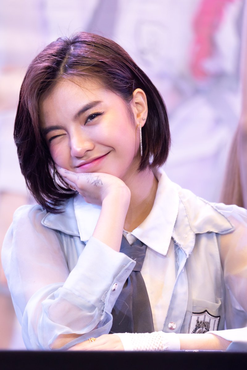 HoshiNoFilm's tweet photo. Good morning kahit tanghalian na 😂 
『 #MNL48NoWayMan Mallshow 』#COCOntent

08.26.2022
📍Ayala Malls Manila Bay
#MNL48 #MNL48Coleen 
@mnl48official @BabyBlue_HHE https://t.co/c81txL37XW