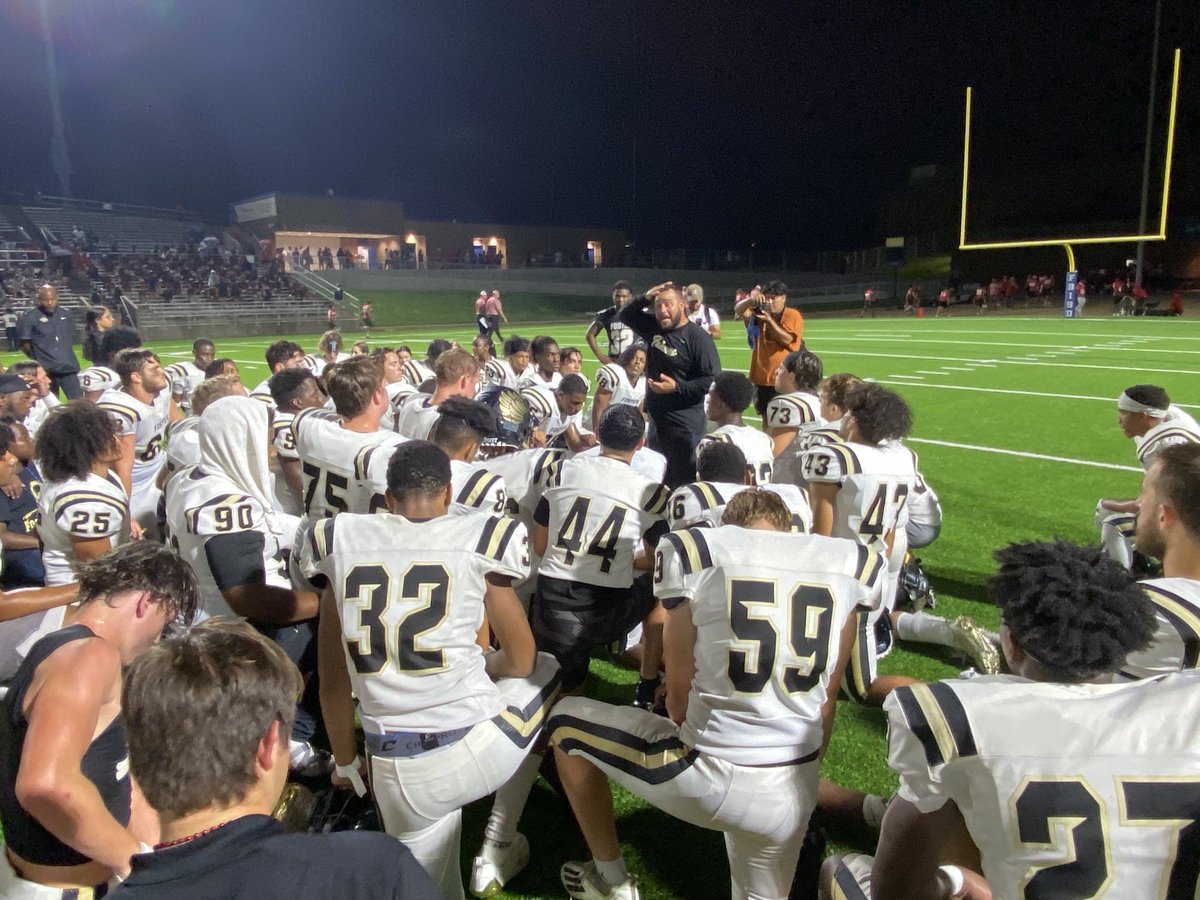 FosterHSNews's tweet photo. 50-7 win tonight https://t.co/8qELP0klzi