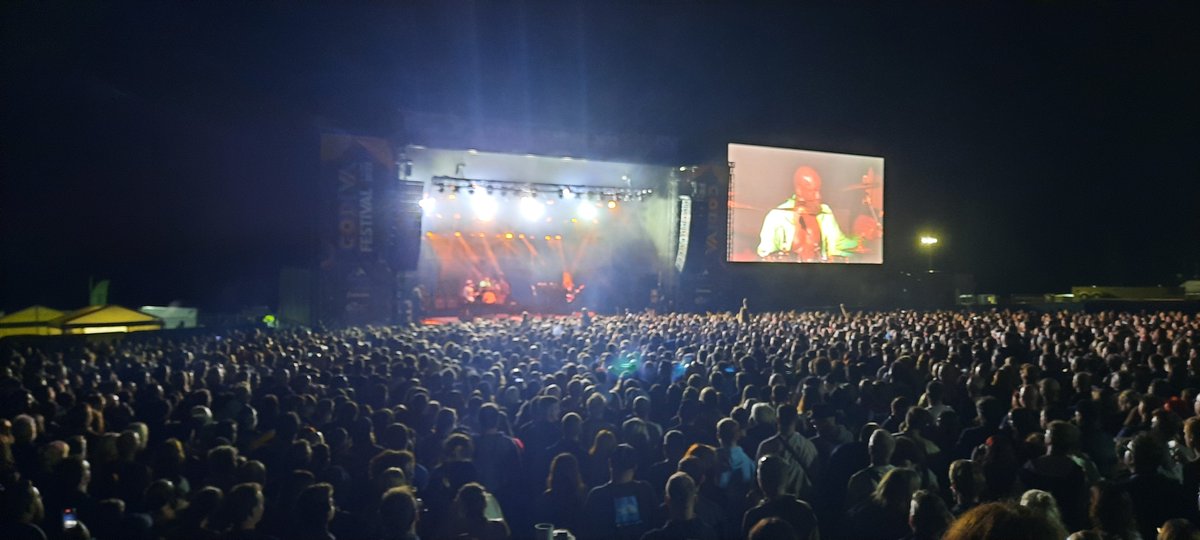 gruffalo_diff's tweet photo. @libertines @godivafestival Fucking awesome .... 20 years in the making and it did not disappoint https://t.co/toZXk1wn33