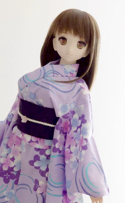 おはようございます すみれさん、お胸が大きすぎて上手く着付けできないので今年は浴衣を着せずに夏が終わってしまいました 