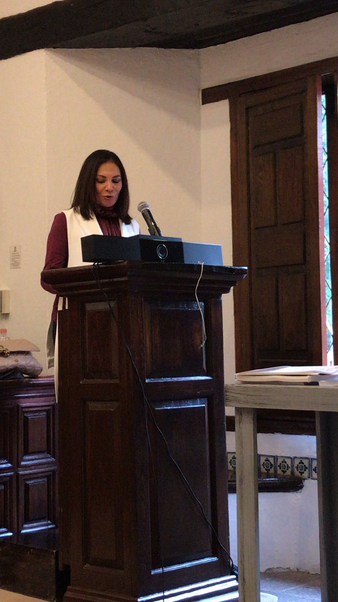 EsdaiPosgrados's tweet photo. “Esta industria está formada por personas y para personas” @VeroRoaro, directora de Posgrados ESDAI durante la 7a generación de #COEXPO @AmprofecAC https://t.co/PoU5HoNDbq