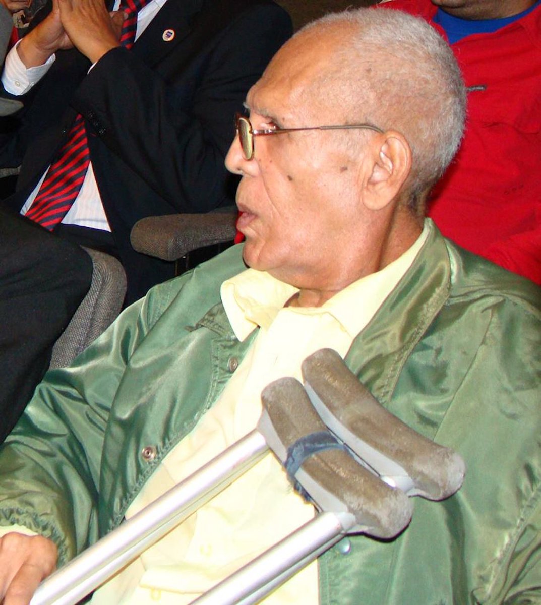 elzulianorajao's tweet photo. 1940, nace en #Cabure, #Falcón, el cantautor Hernán Laguna, quien desde 1950 empezó a cantarle a su querido #Zulia. Sus dos grandes éxitos: La rosa del rosal y Sinamaica. @BetulioM https://t.co/0QwbK39ajH