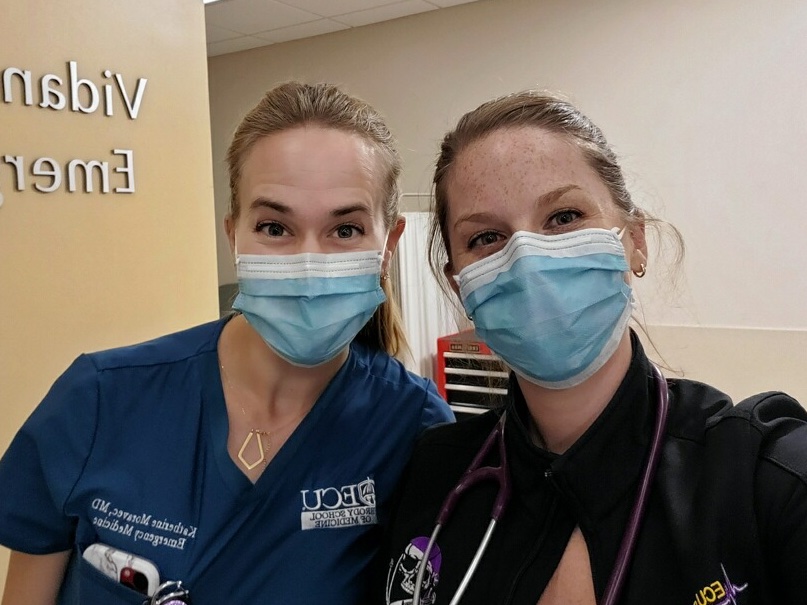 Leigh Patterson (@leighpatterson) on Twitter photo Looking for a great place to work in #EmergencyMed? Check out shift changes on first day #WIMMonth. Amazing #womenleaders - Drs. Bennett and Fender anchor #FlexTrack while Drs. Moravec and Davic keep Beaufort moving. <a href="/ECU_EM/">ECU EM</a> <a href="/ECUEMRes/">ECU Emergency Medicine Residency</a> #WomenInMedicine #InvestInHer <a href="/ECUBrodySOM/">ECU Brody School of Medicine</a> Looking for a great place to work in #EmergencyMed? Check out shift changes on first day #WIMMonth. Amazing #womenleaders - Drs. Bennett and Fender anchor #FlexTrack while Drs. Moravec and Davic keep Beaufort moving. <a href="/ECU_EM/">ECU EM</a> <a href="/ECUEMRes/">ECU Emergency Medicine Residency</a> #WomenInMedicine #InvestInHer <a href="/ECUBrodySOM/">ECU Brody School of Medicine</a>